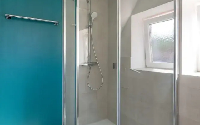 Roksoxhome Designer Boutique Apartment