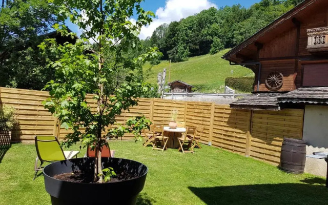 Le Grenier 1821 - Mini chalet - Centre village - AravisTour