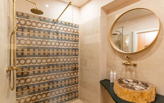 Charming Nest With Terrace