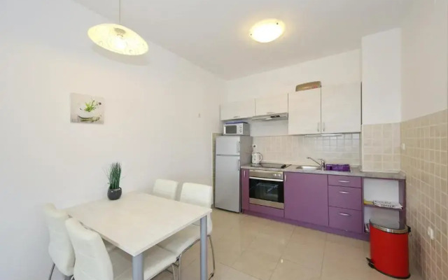 Be-Bu-Mar Apartments