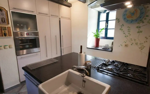 House of Olives Comfortable Holiday Residence