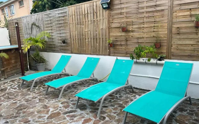 Residence Flores de Maria