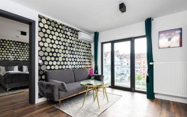 Eco Smart Apartments Premium City