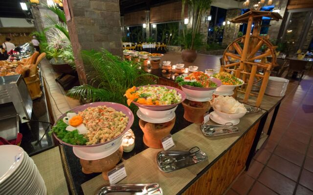 Diamond Bay Resort and Spa