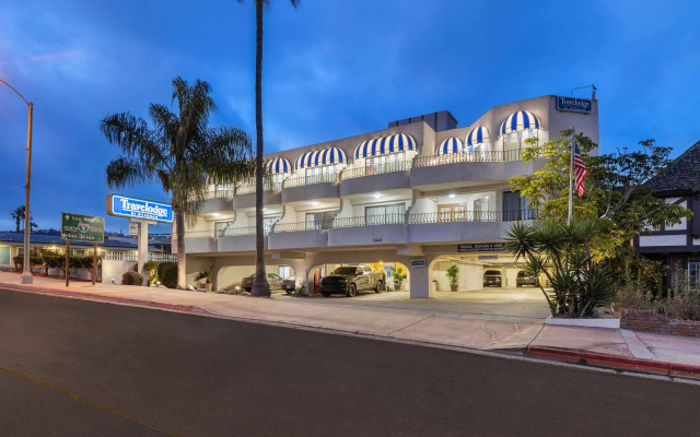 Travelodge by Wyndham San Clemente Beach