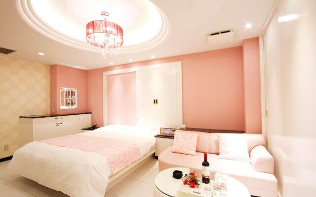 Coco Hotel Tiara - Adults Only