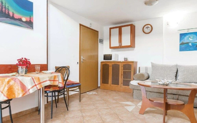 Jadranka - Free Parking - SA1