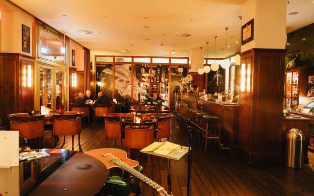 Lindner Hotel Frankfurt Main Plaza, part of JdV by Hyatt