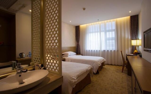 Rongcheng Celebrity Hotel High Speed Rail Station Shop