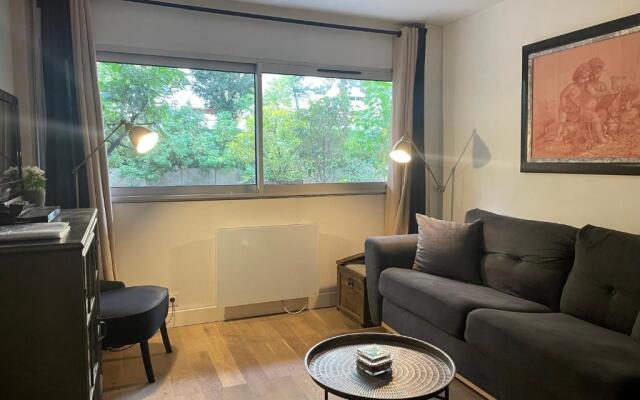 Architect's Flat - 44m2 - MontMartre