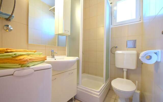 Apartment Jela