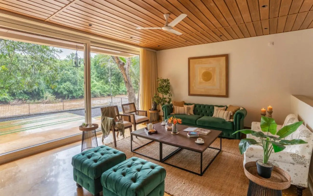 LohonoStays Villa Athini