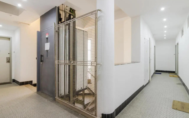Old Town Studio Apartment