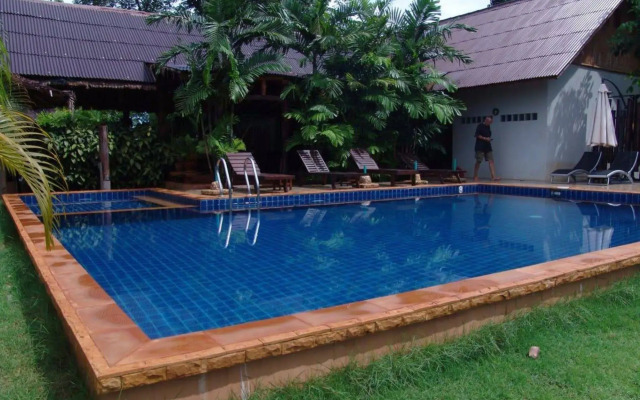 Bamboo Hideaway Resort