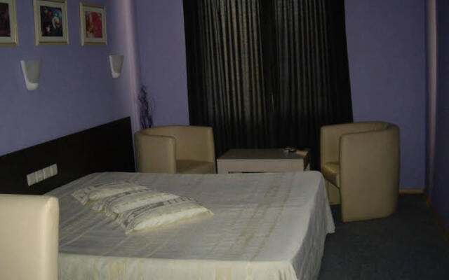 Family Hotel Avramov
