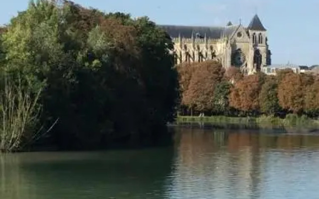 Hotel du Pot d'Etain