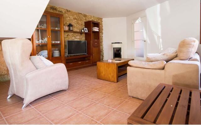 106091- House in Carnota
