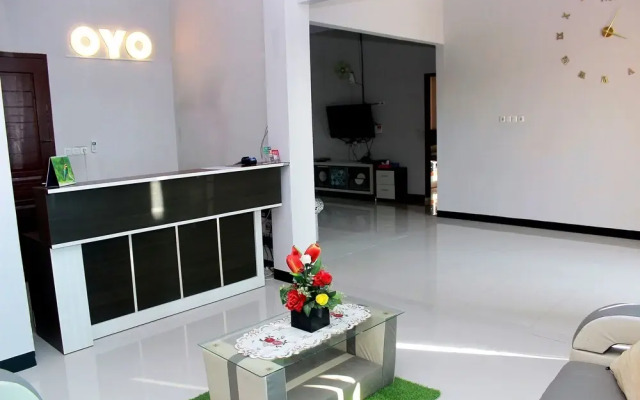 OYO 783 Grand Mentari Guest House