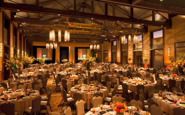 AT&T Hotel & Conference Center at the University of Texas