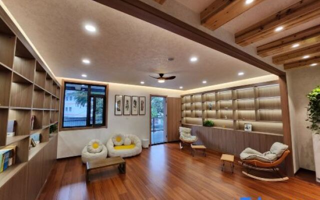 Xi'an Baishiyunju Homestay (Qinling Wildlife Park Branch)