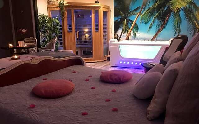 Le Mas Romantique avec Jacuzzi et Sauna privé