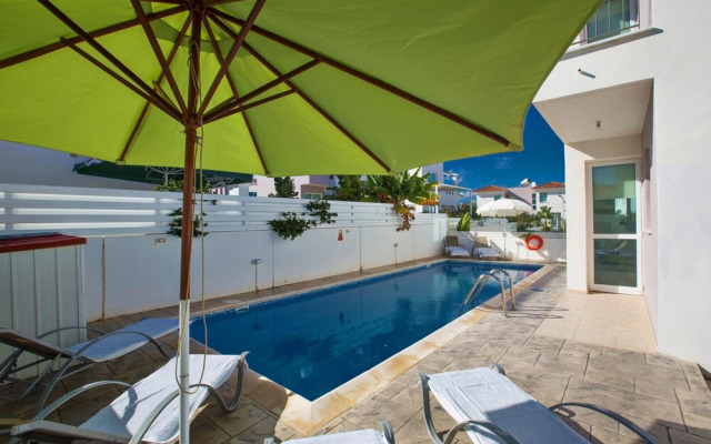Cyprus Villa Avra 54 Gold