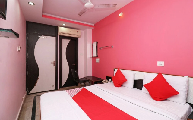 Oyo 22755 Shah Palace