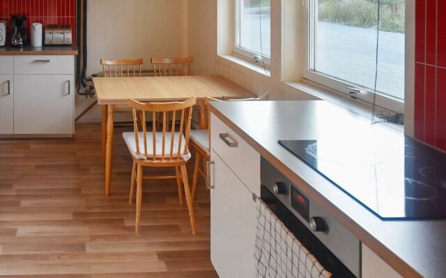 8 Person Holiday Home in Oksvoll