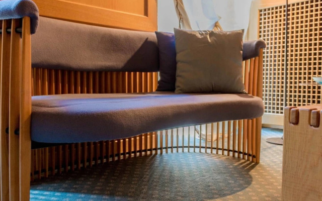 Hintown Brera's Boat