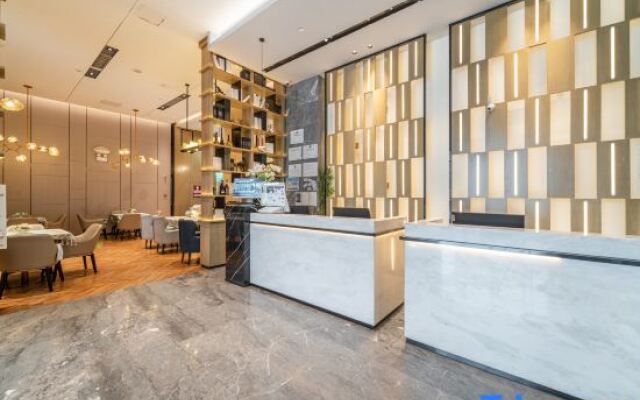 Zhongmu International Hotel