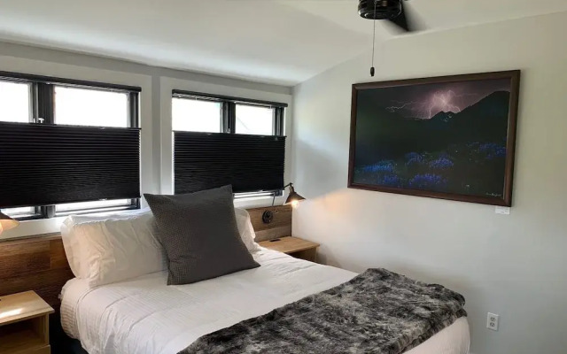 Purple Mountain Bed & Breakfast