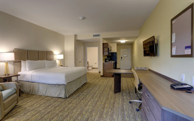 Candlewood Suites Safety Harbor - Clearwater NE by IHG
