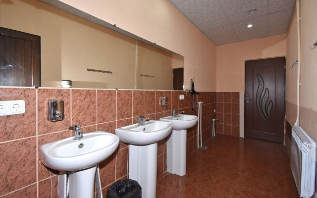 Li-Em Fauna Hostel