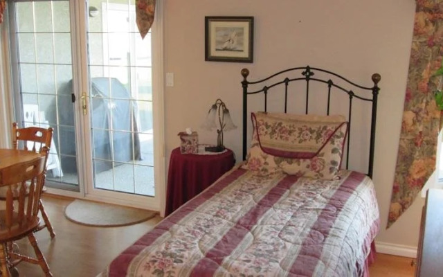 Royal Roads Oceanfront Vacation Rental