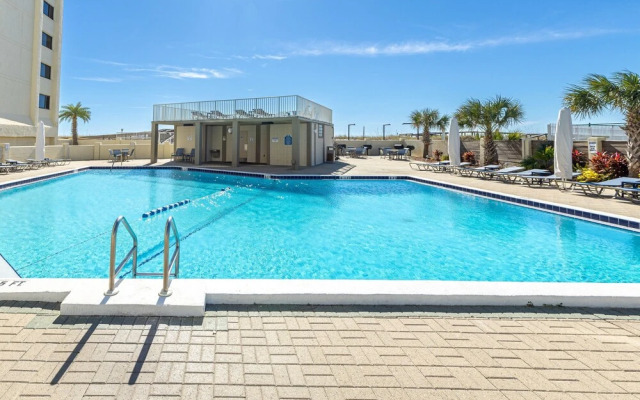 Inlet Reef 405 3 Bedroom Condo by RedAwning