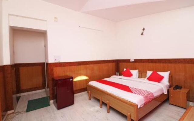 OYO 26886 Hotel Gaurav Palace