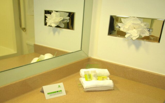 Holiday Inn Tijuana Zona Rio by IHG