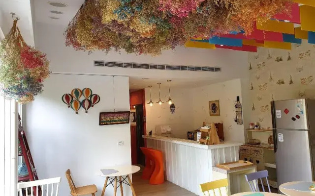 Slow Soup Hot Springs Hotel