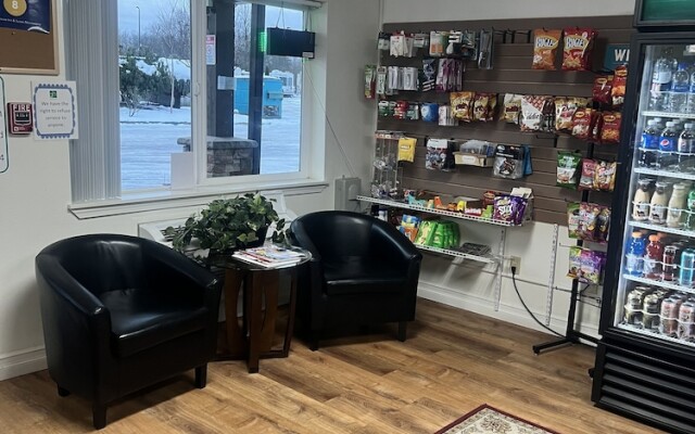 GuestHouse Inn & Suites Montesano