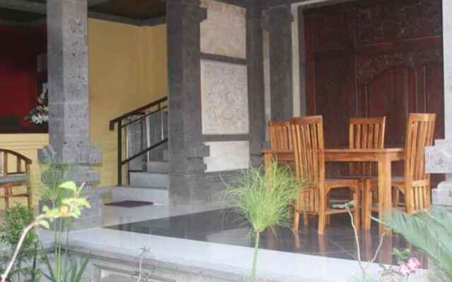 Cantik Homestay