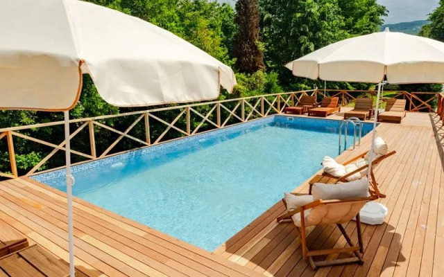 Meca Deluxe Otel Sapanca