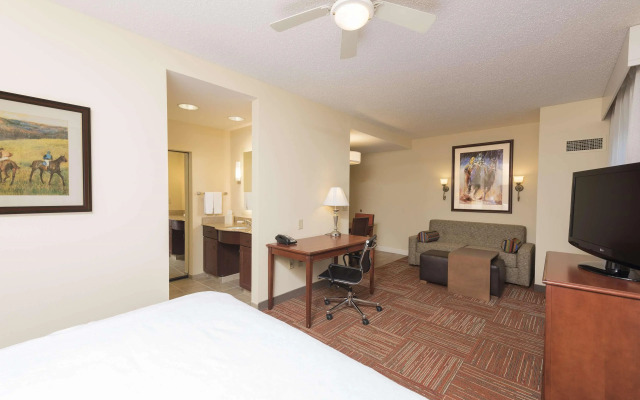 Homewood Suites Lexington-Hamburg