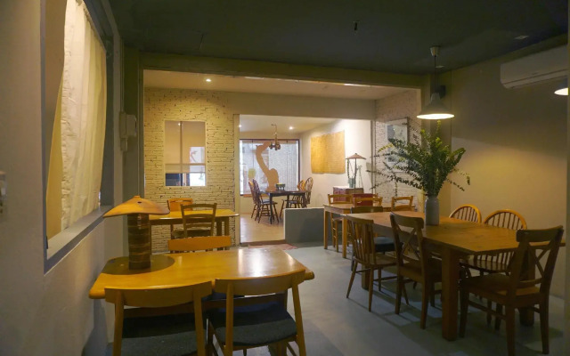The Goose Cafe & Hostel