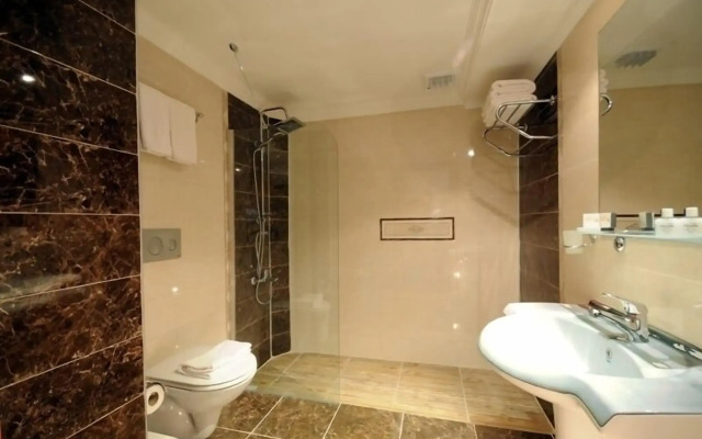 L’etoile Beach Hotel