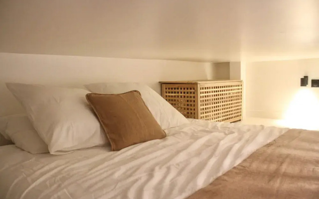 New apt close to Père Lachaise