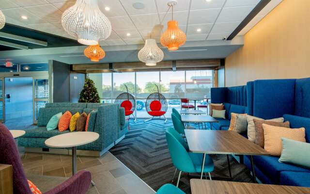 Tru by Hilton The Colony Dallas
