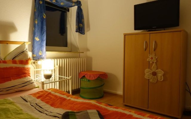 Gemütliche 3-Zimmer - Ferienwohnung mit TV, zwischen Wilhelmshaven und Hooksiel