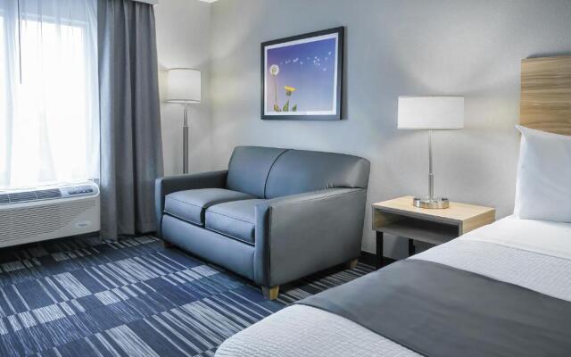 Winds Hotel At Crosswinds Casino