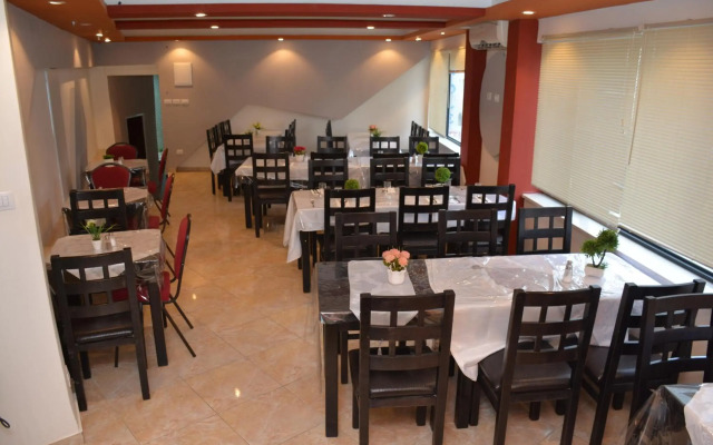 New Metropole Hotel