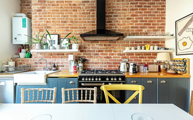 Colourful and Cosy Home in De Beauvoir Town